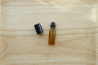 持ち運びに便利なスリムな小型サイズ